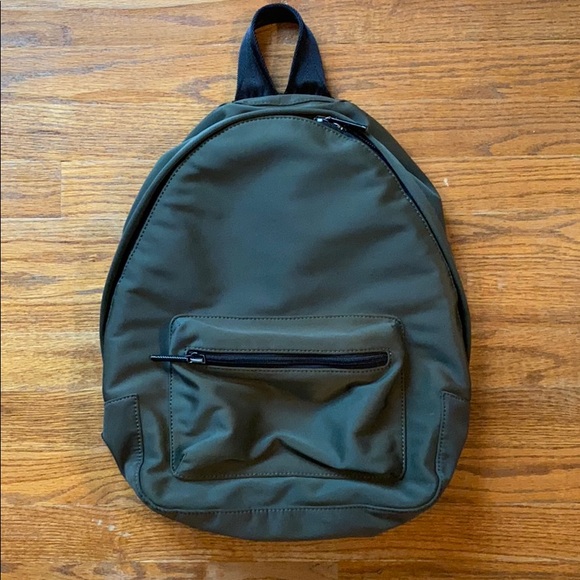 Flynn Backpack - Picture 2 of 4